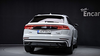 AUDI Q8 4M 2021