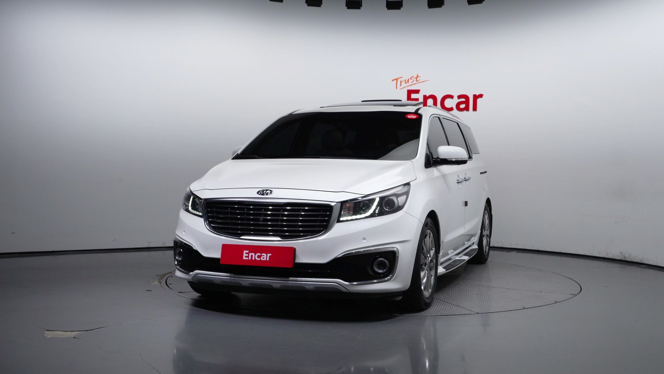 KIA CARNIVAL 2017
