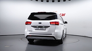 KIA CARNIVAL 2017