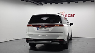 KIA CARNIVAL 2023