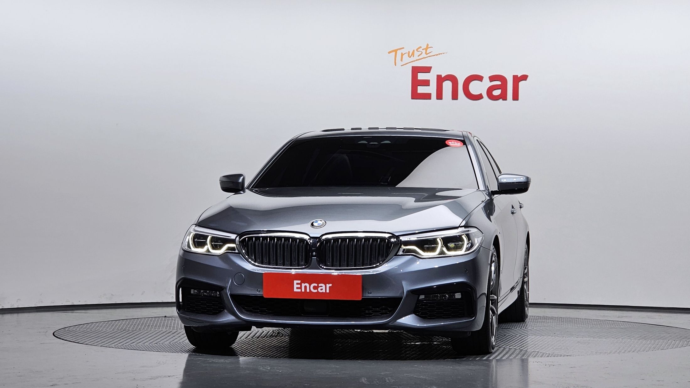 BMW 5-SERIES G30 2018
