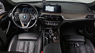 BMW 5-SERIES G30 2018
