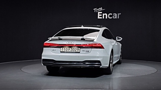 AUDI A7 4K 2020