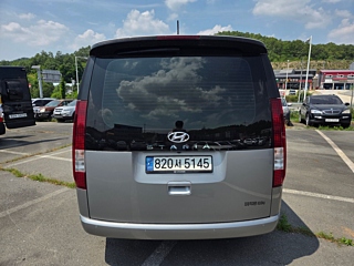 HYUNDAI STARIA 2023