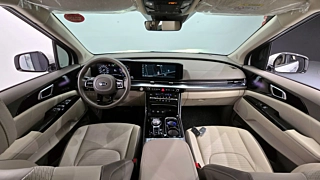 KIA CARNIVAL  4 GENERATION 9 Seater High Limousine 2021