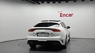 KIA STINGER 2018