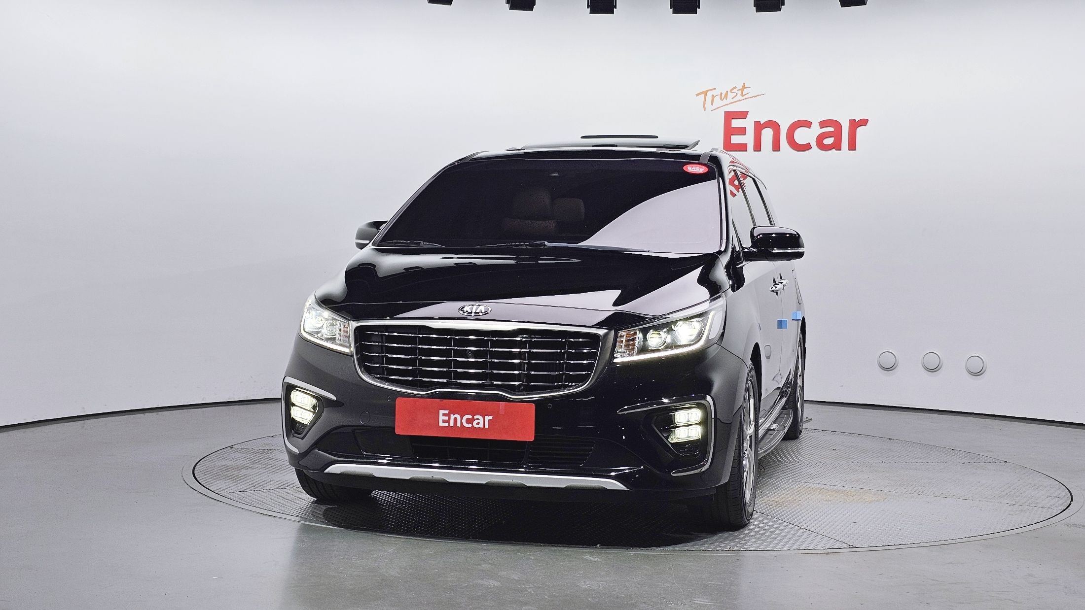 KIA CARNIVAL 2018