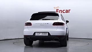 PORSCHE MACAN 2017
