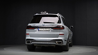BMW X7 G07 2023