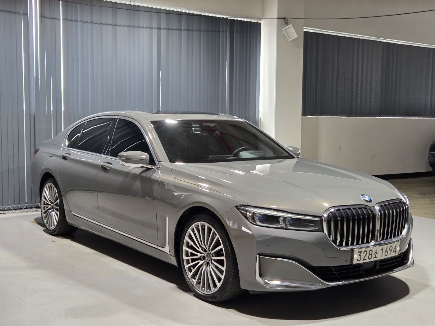 BMW 7-SERIES G11 2022