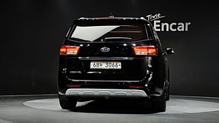 KIA CARNIVAL 2017