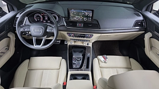 AUDI Q5 FY  45 TFSI Quattro Premium 2023