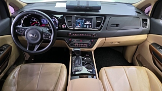 KIA CARNIVAL 2017