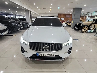 VOLVO XC60  2 GENERATION B5 Insignia 2022