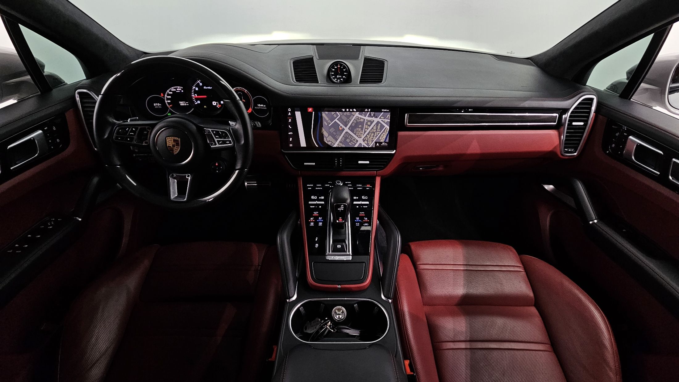 PORSCHE CAYENNE PO536 2020