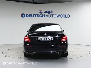 MERCEDES BENZ E-CLASS W213 2019