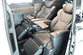 TOYOTA ALPHARD 2023