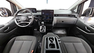 HYUNDAI STARIA  4WD Tourer 11 Seater 2022