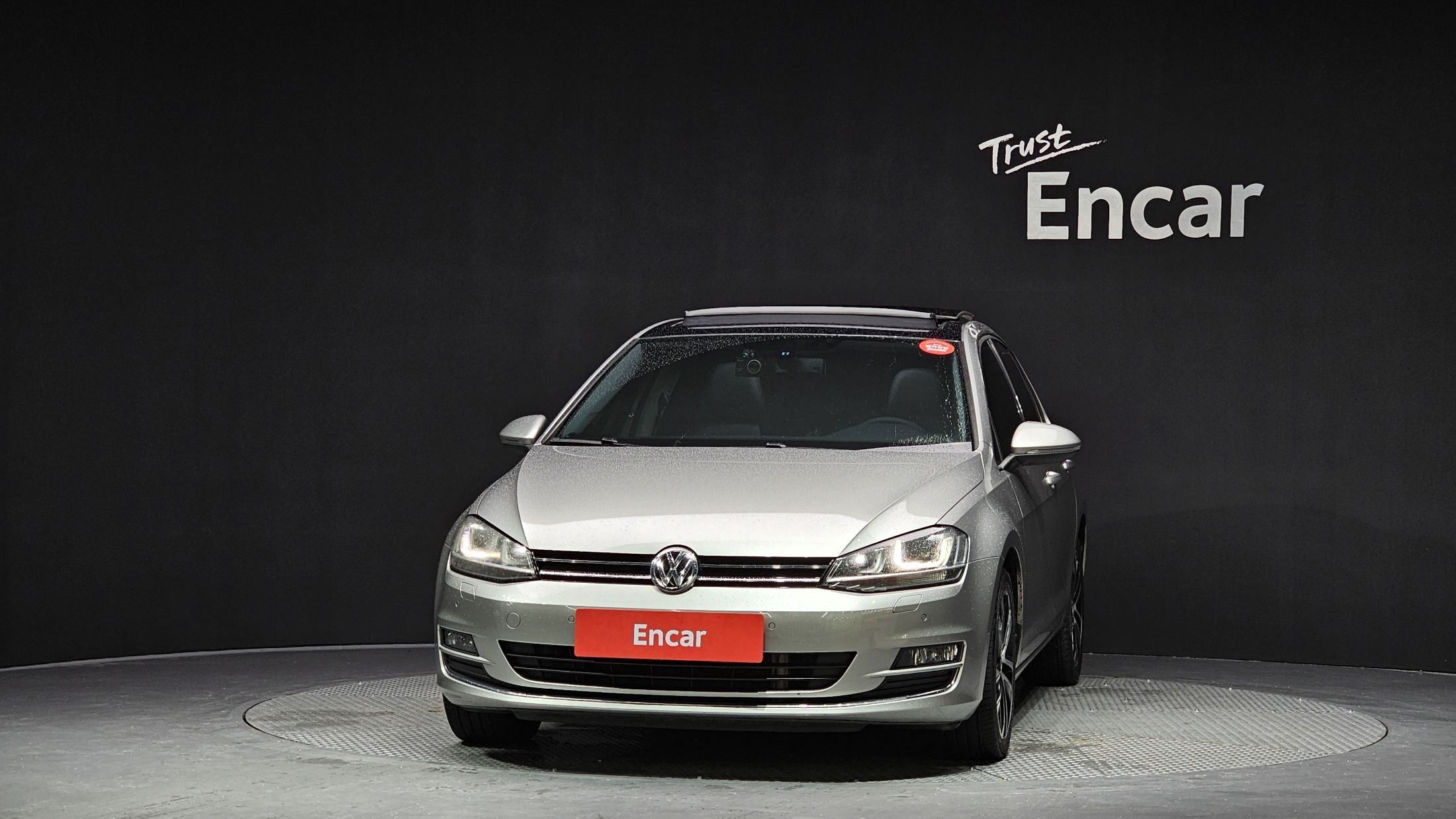 VOLKSWAGEN GOLF 2014
