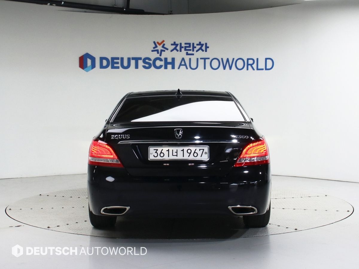 HYUNDAI EQUUS NEW 2010