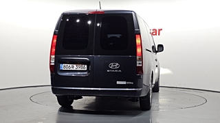 HYUNDAI STARIA 2024