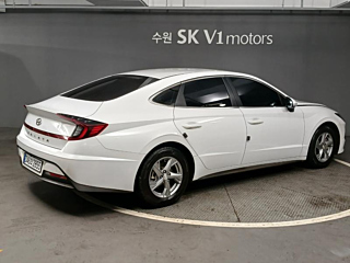 HYUNDAI SONATA DN8 2022
