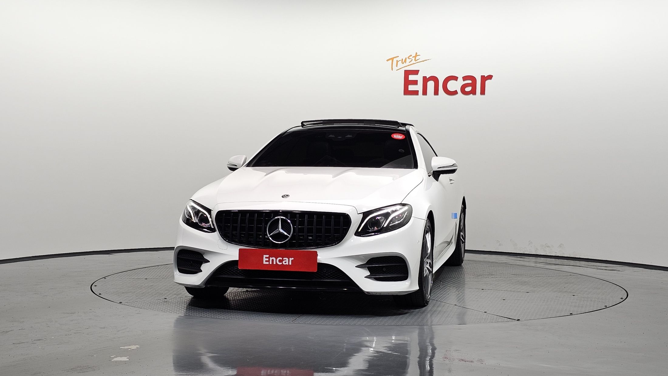 MERCEDES BENZ E-CLASS W213 2019