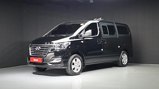 HYUNDAI STAREX GRAND  4WD Urban 9 Seater 2020