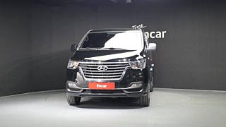 HYUNDAI STAREX GRAND  2020