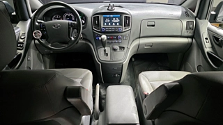HYUNDAI STAREX GRAND  4WD Urban 9 Seater 2020