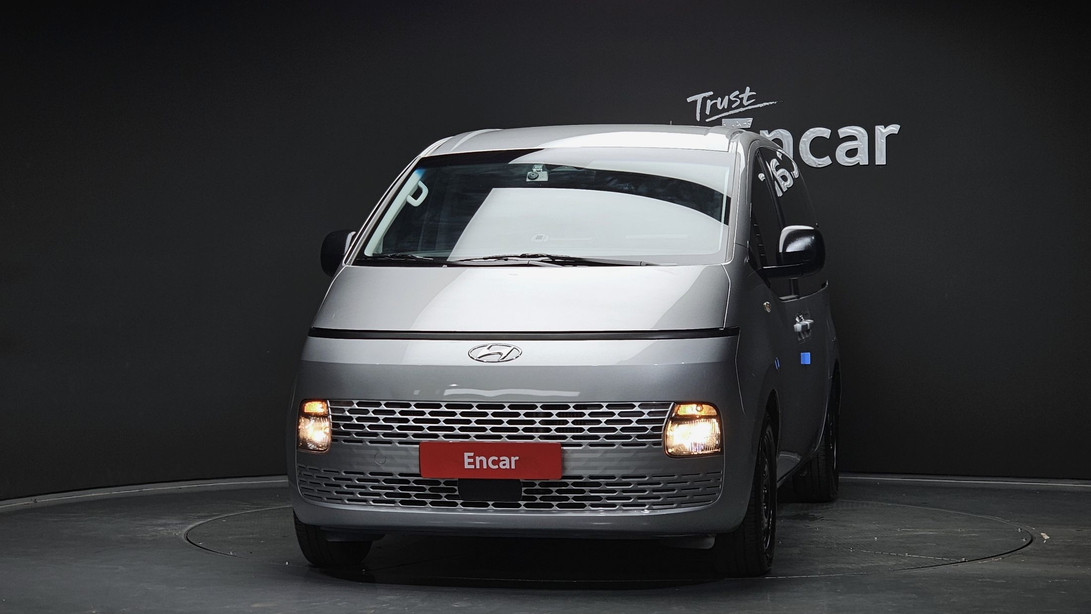 HYUNDAI STARIA 2021