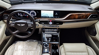 GENESIS EQ900 2016