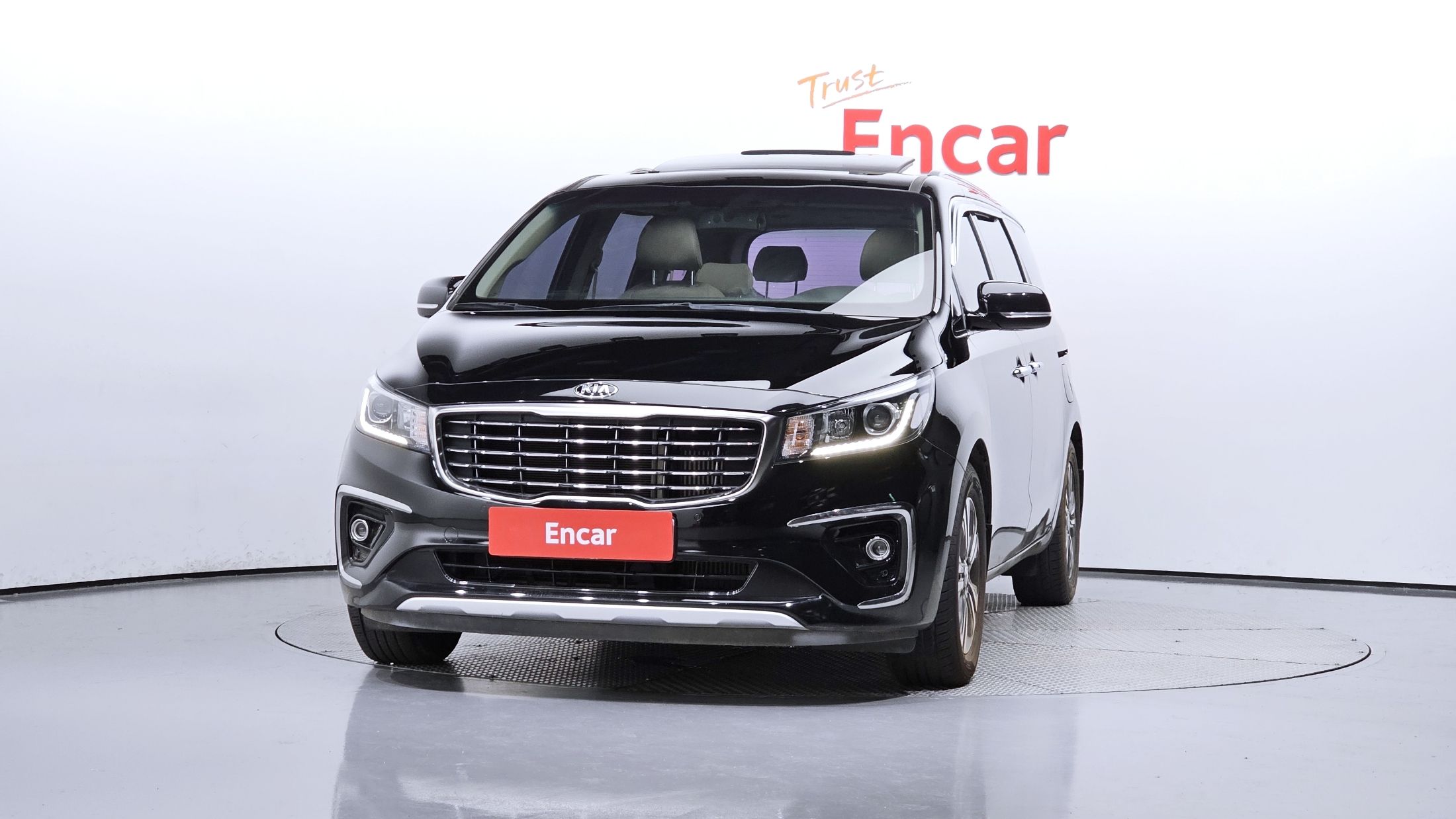 KIA CARNIVAL 2018