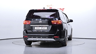 KIA CARNIVAL 2018