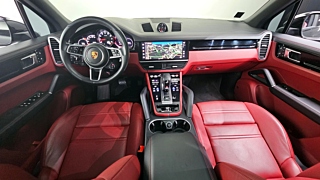 PORSCHE CAYENNE PO536 2022