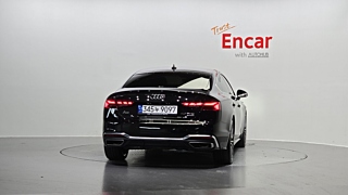 AUDI A5 F5 2023