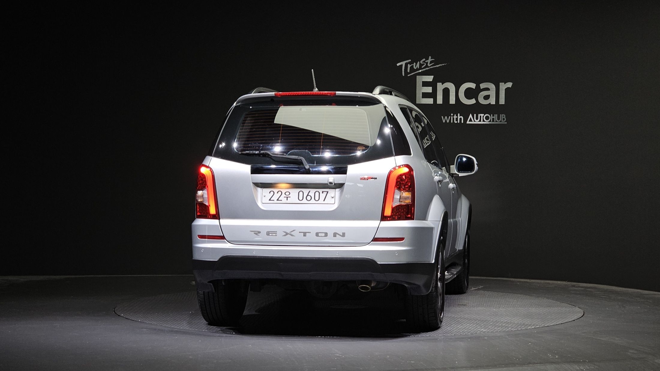 SSANGYONG REXTON W 2015