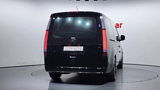 HYUNDAI STARIA  4WD Lounge 9 Seater 2021