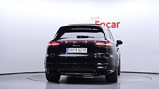 PORSCHE CAYENNE PO536 2020