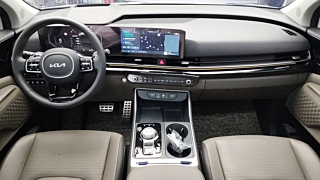 KIA CARNIVAL 2024