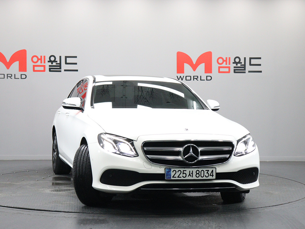 MERCEDES BENZ E-CLASS W213 2020