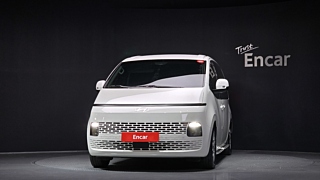 HYUNDAI STARIA 2025