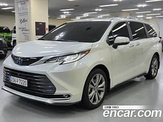 TOYOTA SIENNA  4 GENERATION 2.5 Hybrid 2WD 2024