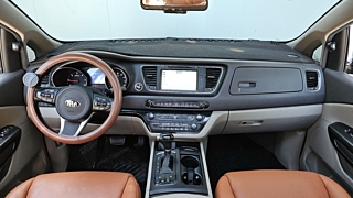 KIA CARNIVAL 2016