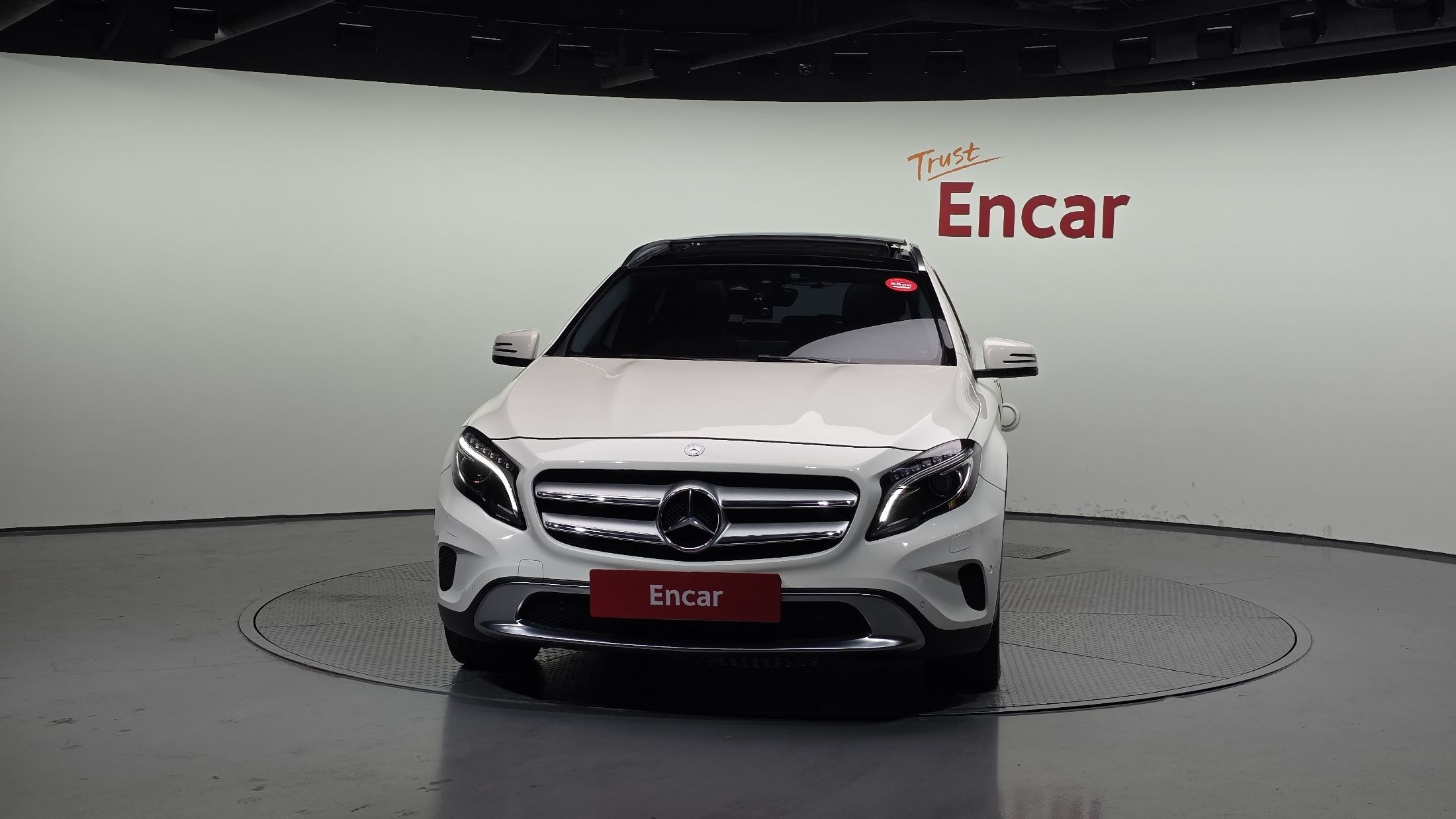 MERCEDES BENZ GLA-CLASS X156 2016