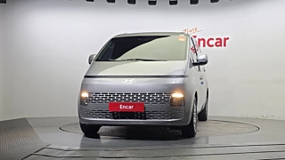 HYUNDAI STARIA 2025