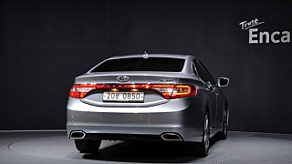 HYUNDAI GRANDEUR HG 2016
