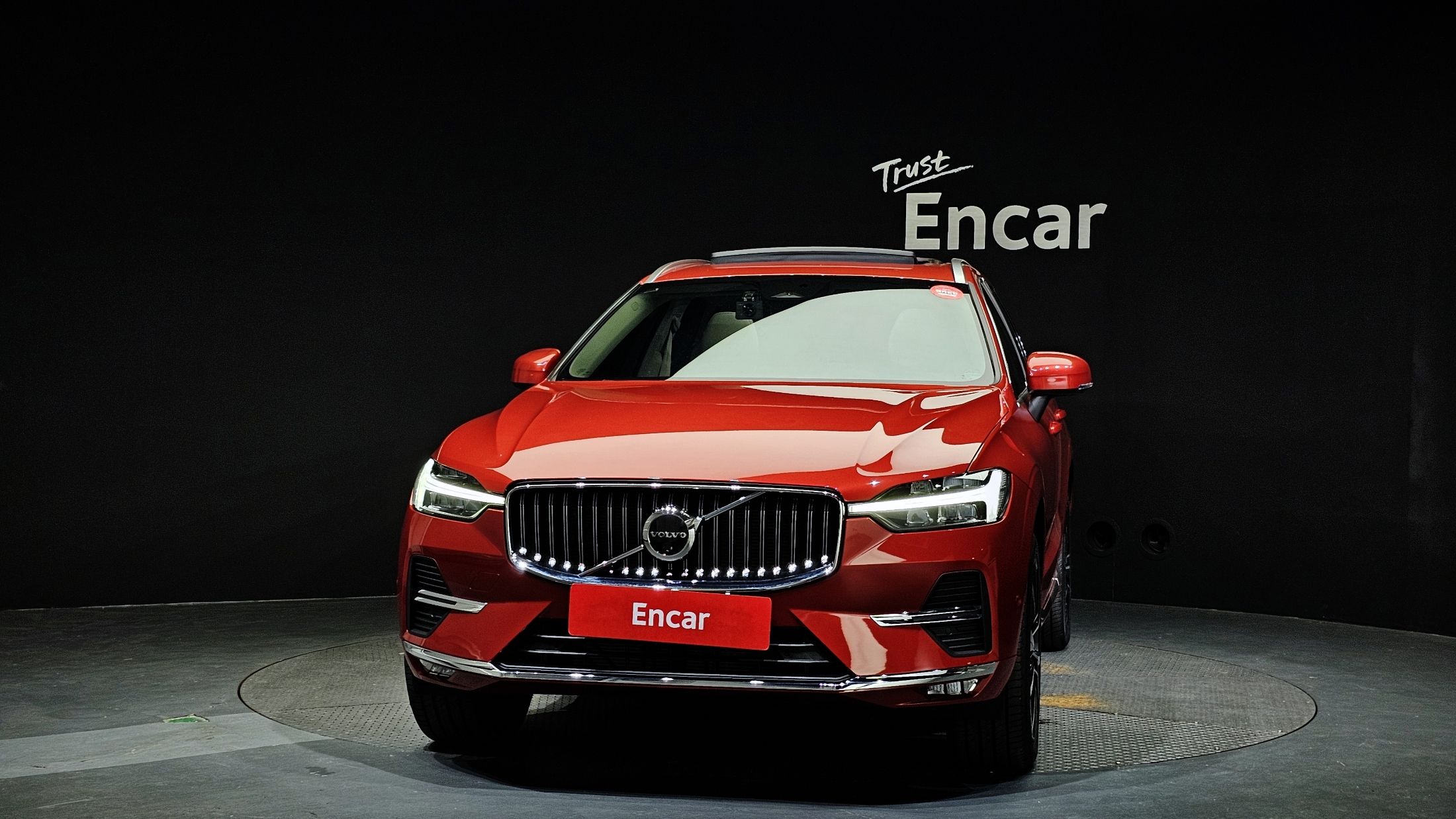 VOLVO XC60 2025