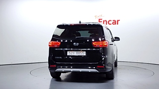 KIA CARNIVAL 2018