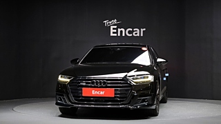 AUDI A8 D5 2021
